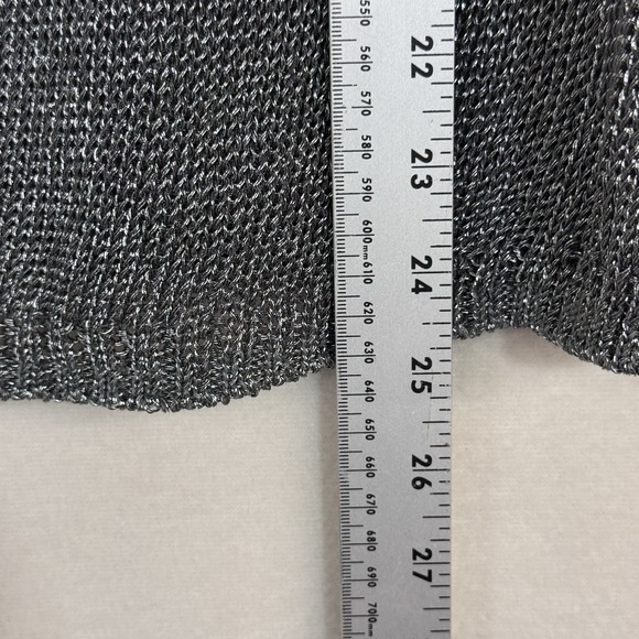 Vince. Silver Metallic Knit Long Sleeve Sweater Pullover Crewneck Pewter Sz M - Picture 7 of 7